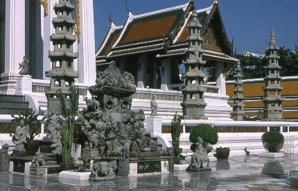 Bangkok, Wat Suthot