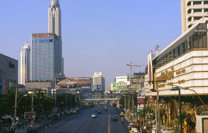 Bangkok, Ratchadamri Road